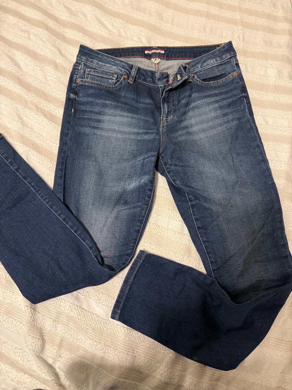 Tommy Hilfiger Women’s Skinny Jeans Size 10 Medium Wash Stretch Denim 5-Pocket